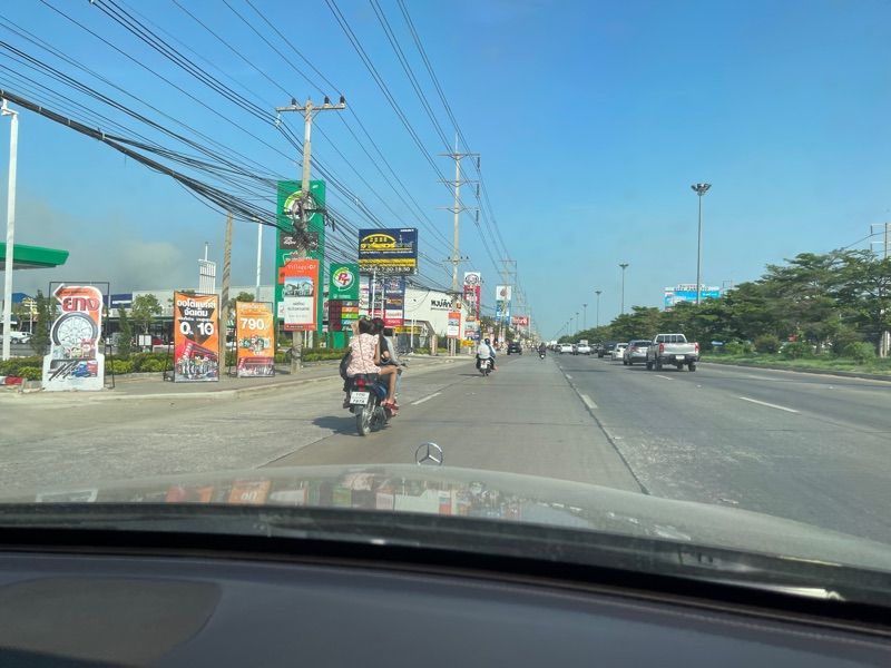 ขายทาวน์โฮม 2 คูหาติดกัน ทำเลดี หมู่บ้านราชพฤกษ์ ตำบลคานหาม อำเภอบางปะอิน จังหวัดพระนครศรีอยุธยา (เจ้าของขายเอง)