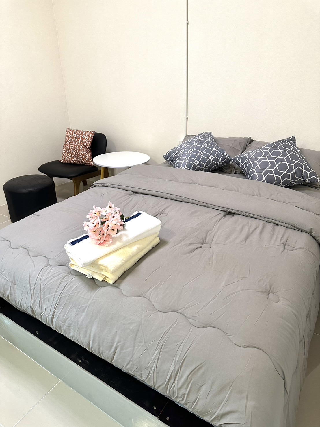 ให้เช่าบ้านและห้องพักรายวัน อมรรัตน์Room ย่านรังสิต จังหวัดปทุมธานี 