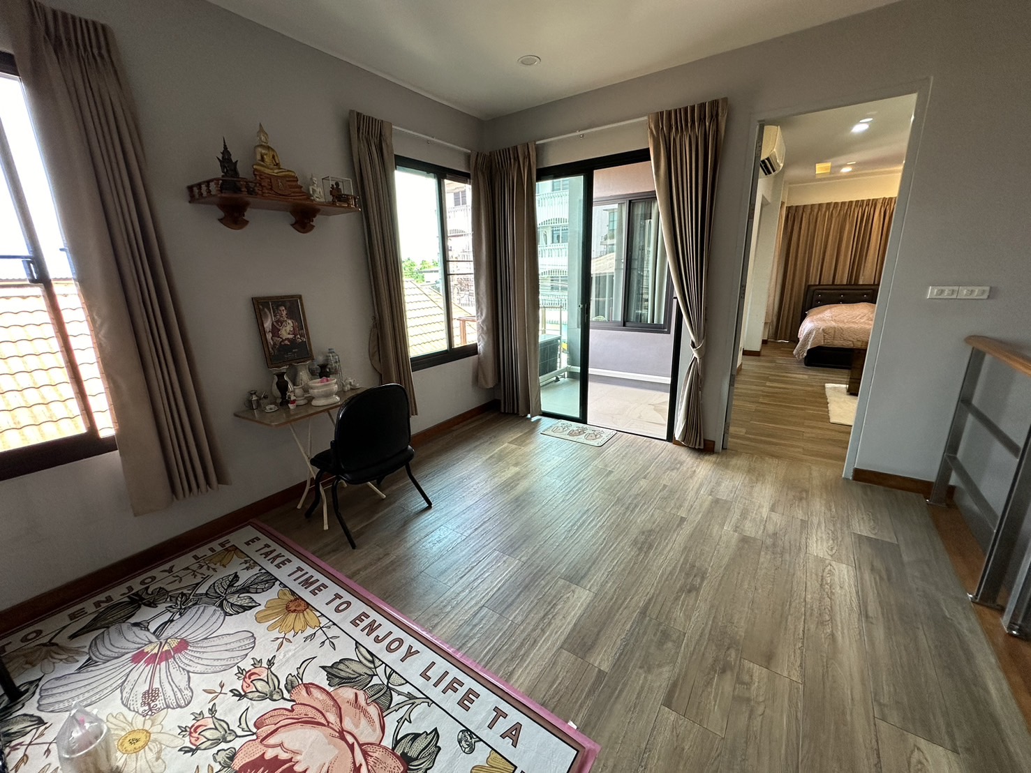 ให้เช่าบ้านและห้องพักรายวัน อมรรัตน์Room ย่านรังสิต จังหวัดปทุมธานี 