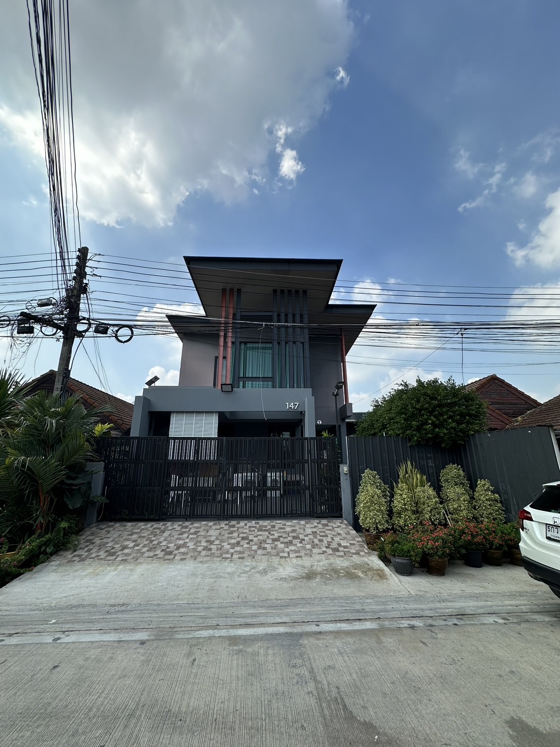 ให้เช่าบ้านและห้องพักรายวัน อมรรัตน์Room ย่านรังสิต จังหวัดปทุมธานี 