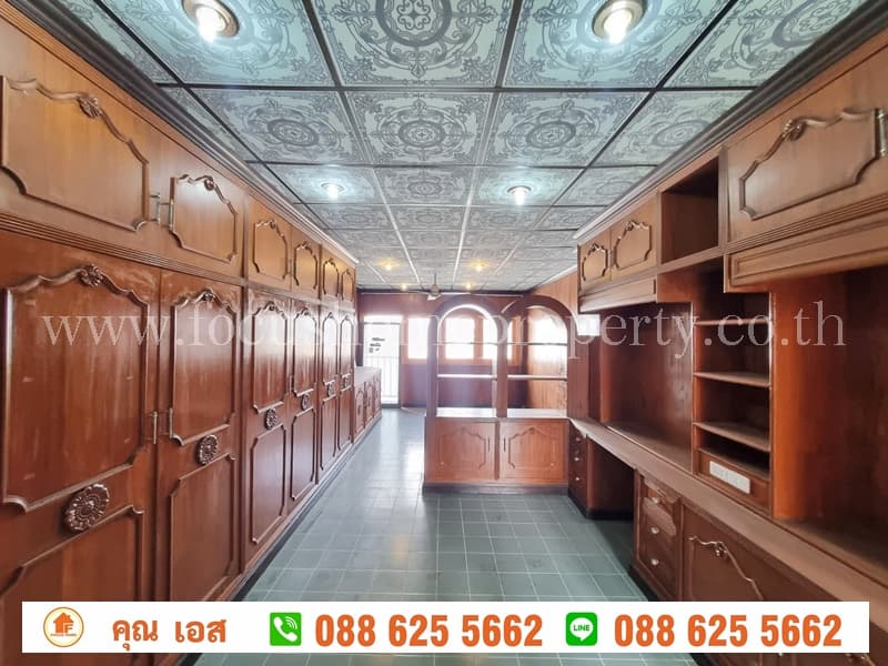 ขาย อาคารพาณิชย์ 3 ชั้น ซอยโชคดี 1 พหลโยธิน