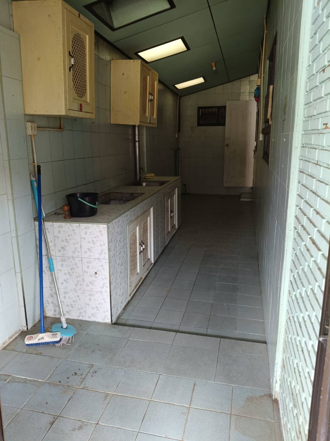 ขายบ้านชั้นเดียว หมู่บ้านกอบกาญจน์ ซอยบางเลน 15 ตำบลบางเลน อำเภอบางใหญ่ จังหวัดนนทบุรี