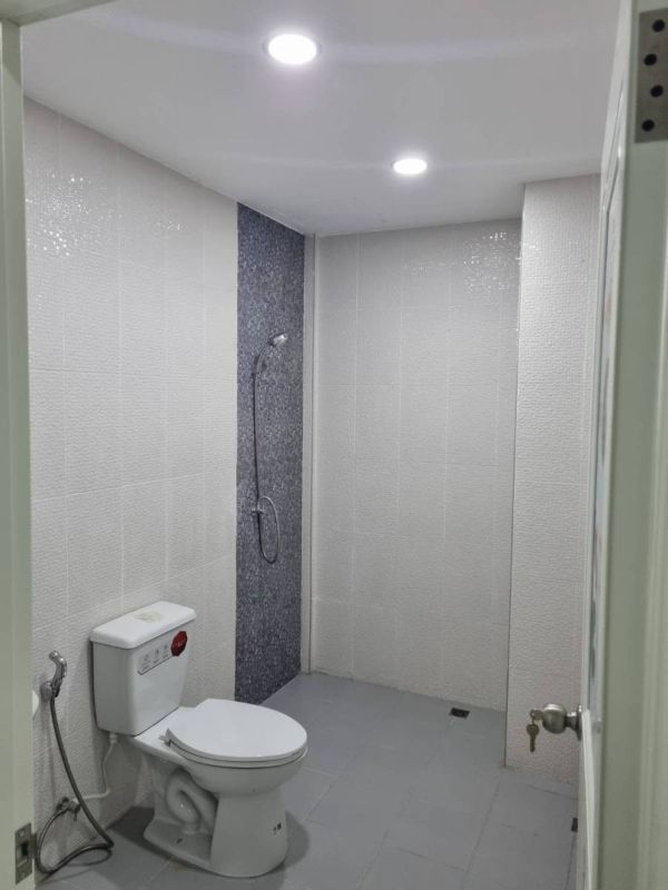 ขายทาวน์เฮาส์ 3 ชั้น หมู่บ้านรัชดาสวนธน ทำเลดี พร้อมอยู่ รีโนเวทใหม่ เขตทุ่งครุ กรุงเทพมหานคร