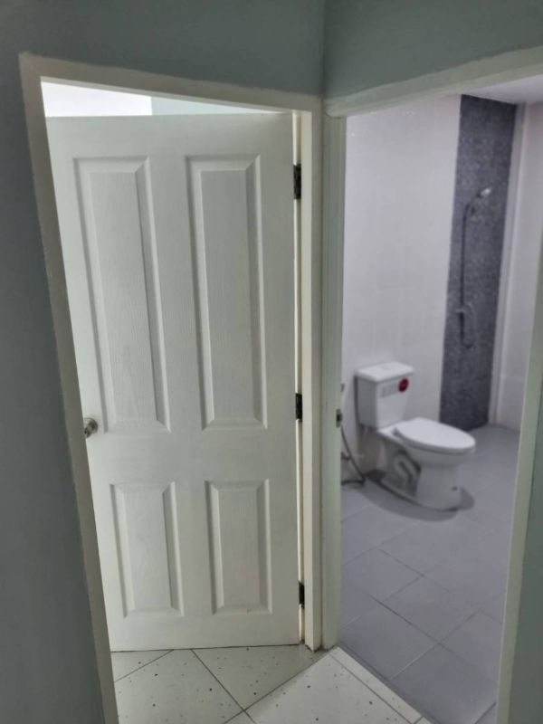 ขายทาวน์เฮาส์ 3 ชั้น หมู่บ้านรัชดาสวนธน ทำเลดี พร้อมอยู่ รีโนเวทใหม่ เขตทุ่งครุ กรุงเทพมหานคร