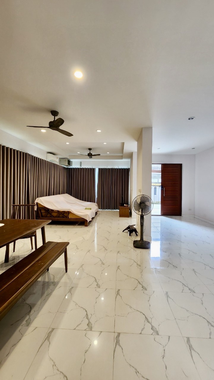 ขายบ้านเดี่ยว 2 ชั้น modern contemporary ทำเลดีใจกลางเมืองตราด