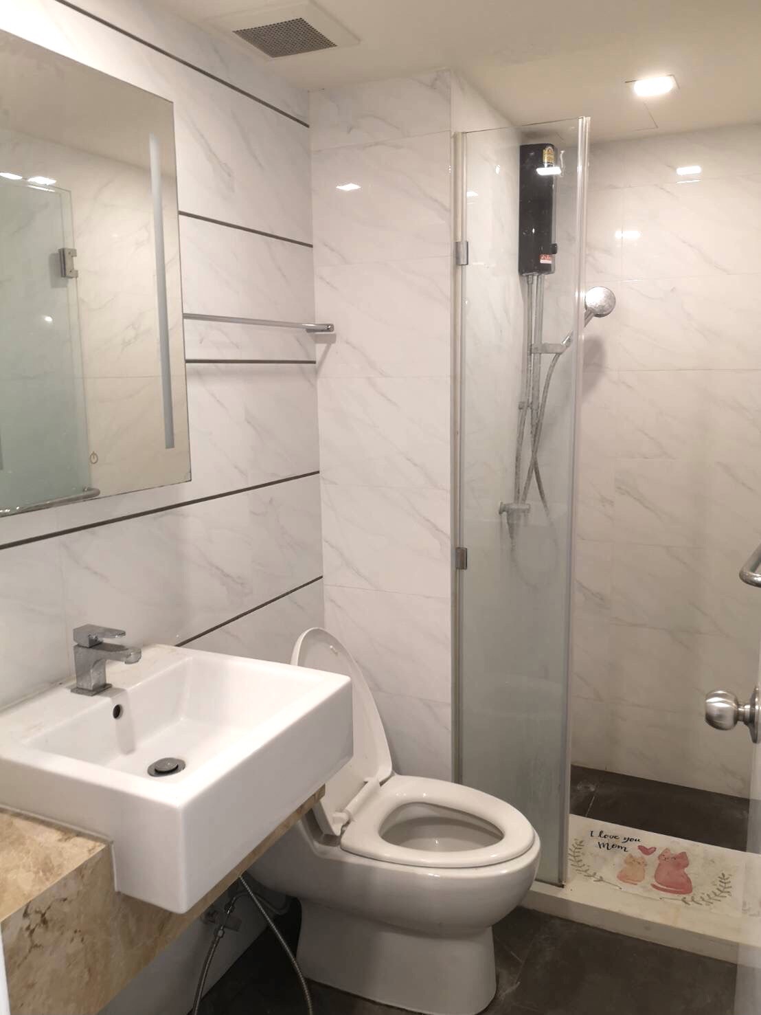 ด่วนที่สุด! เจ้าของอยากขาย!! ราคาถูก คอนโด  The Light New York Low-Rise เงียบสงบ วัสดุดี ฟรี Shuttle Bus เหมาะอยู่อาศัยหรือลงทุน จังหวัดกรุงเทพมหานคร