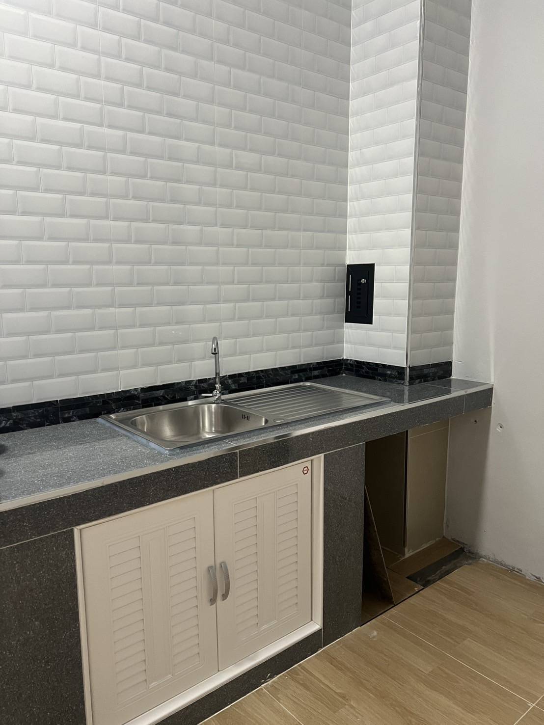 ขายอาคารพาณิชย์  ทำเลทอง  ตำบลหาดใหญ่ อำเภอหาดใหญ่ จังหวัดสงขลา