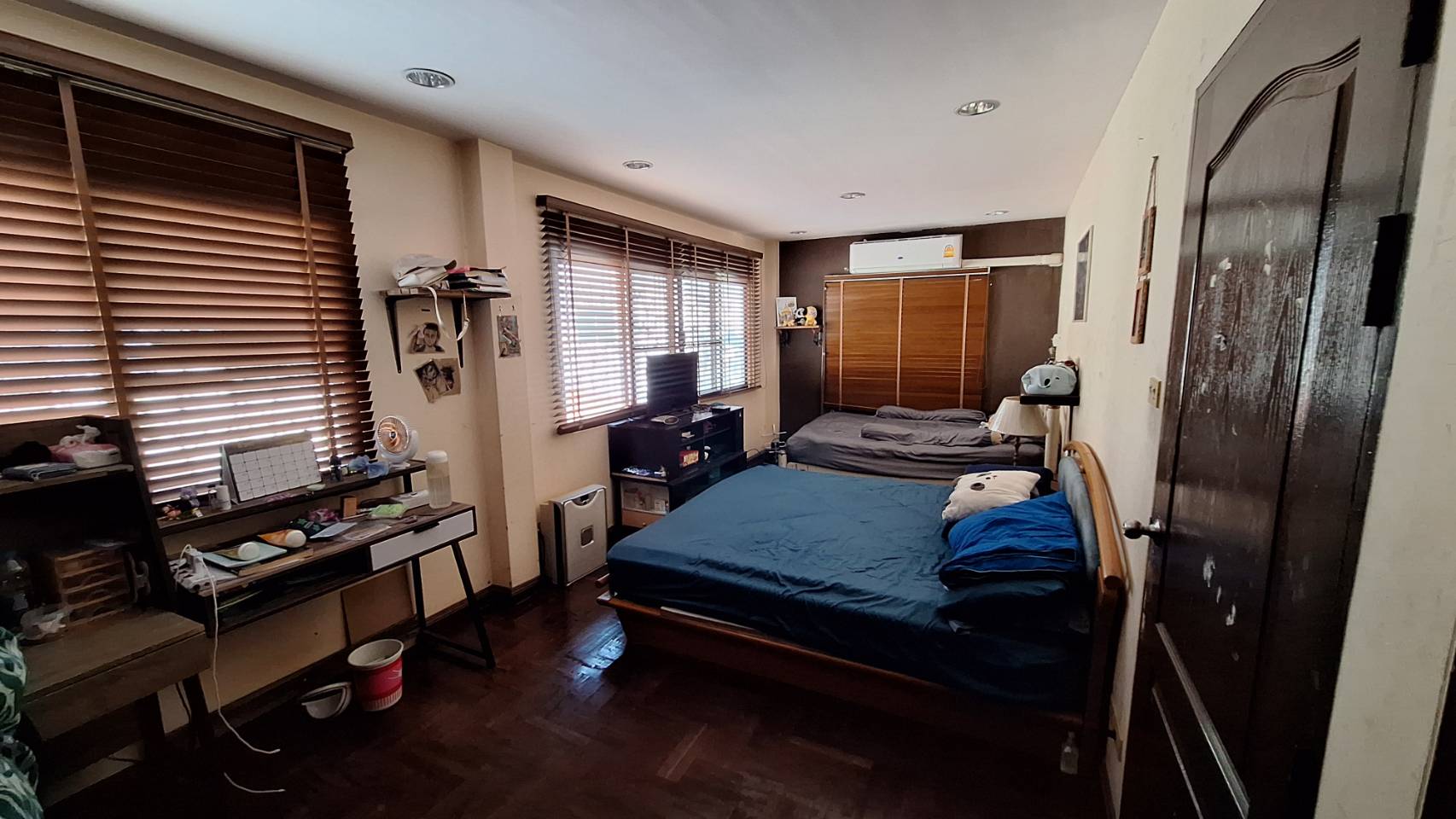 ขายบ้านเดี่ยว 3 ชั้นทำเลดี ใกล้สถานีรถไฟฟ้า BTS เขตจตุจักร กรุงเทพมหานคร 