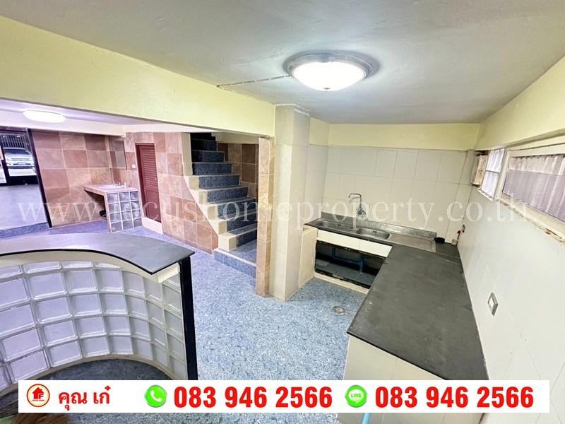 ขาย ตึกแถว 3.5 ชั้น ซอยรามคำแหง 58/3