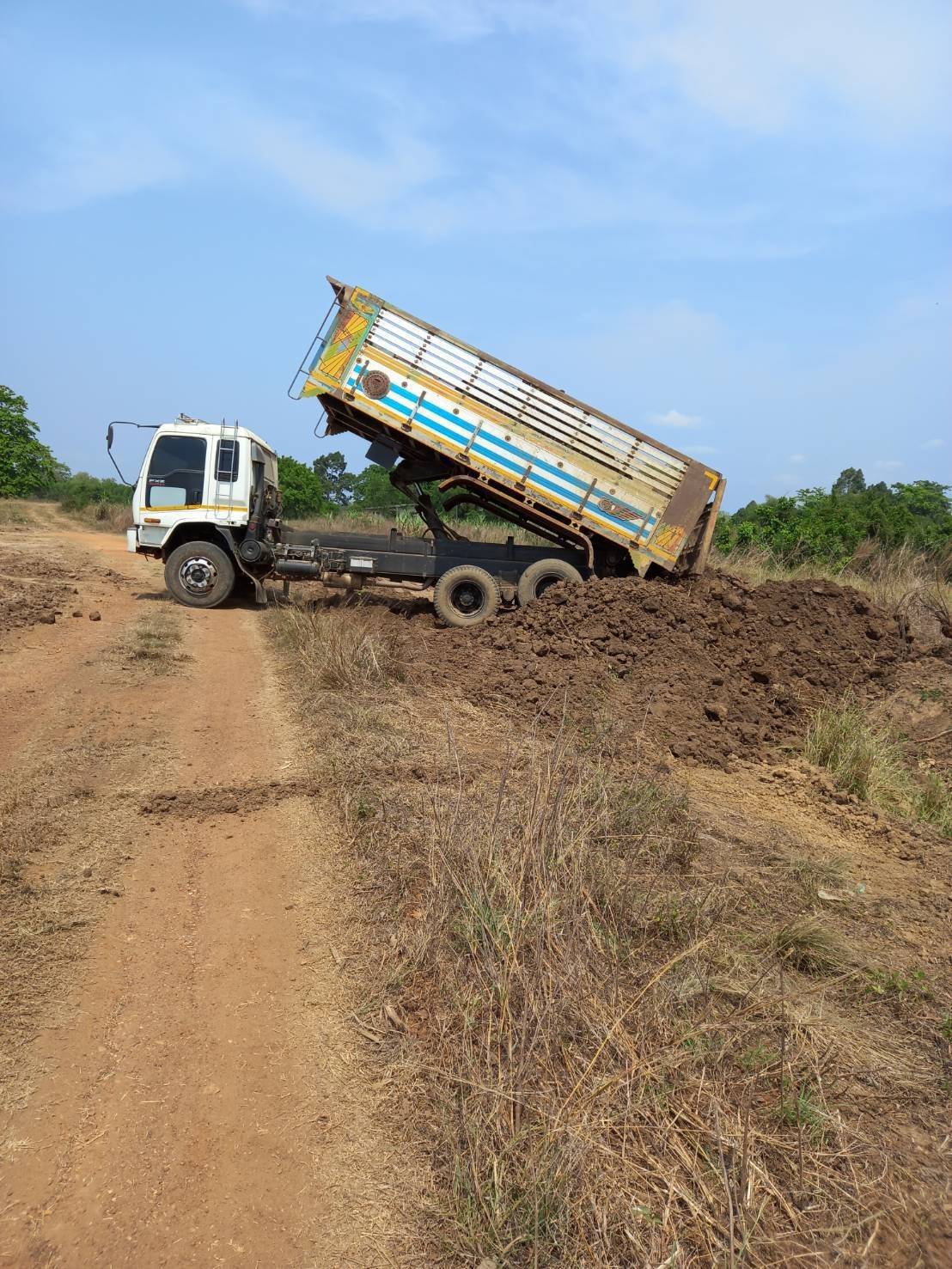 ขายที่ดินติดกัน 7 เเปลง เนื้อที่ 53ไร่3งาน48ตรว. ตำบลเขาฉกรรจ์  อำเภอเขาฉกรรจ์  จังหวัดสระแก้ว