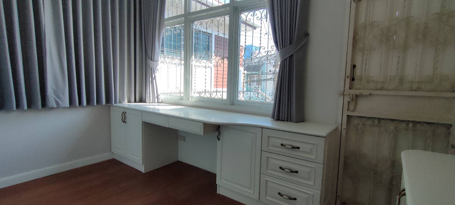 ขายบ้านเดี่ยว2ชั้น ทำเลดี อยู่ใจกลางเมือง ใกล้เซ็นทรัลพระราม 9  ใกล้รถไฟฟ้า เขตดินแดง จังหวัดกรุงเทพมหานคร 