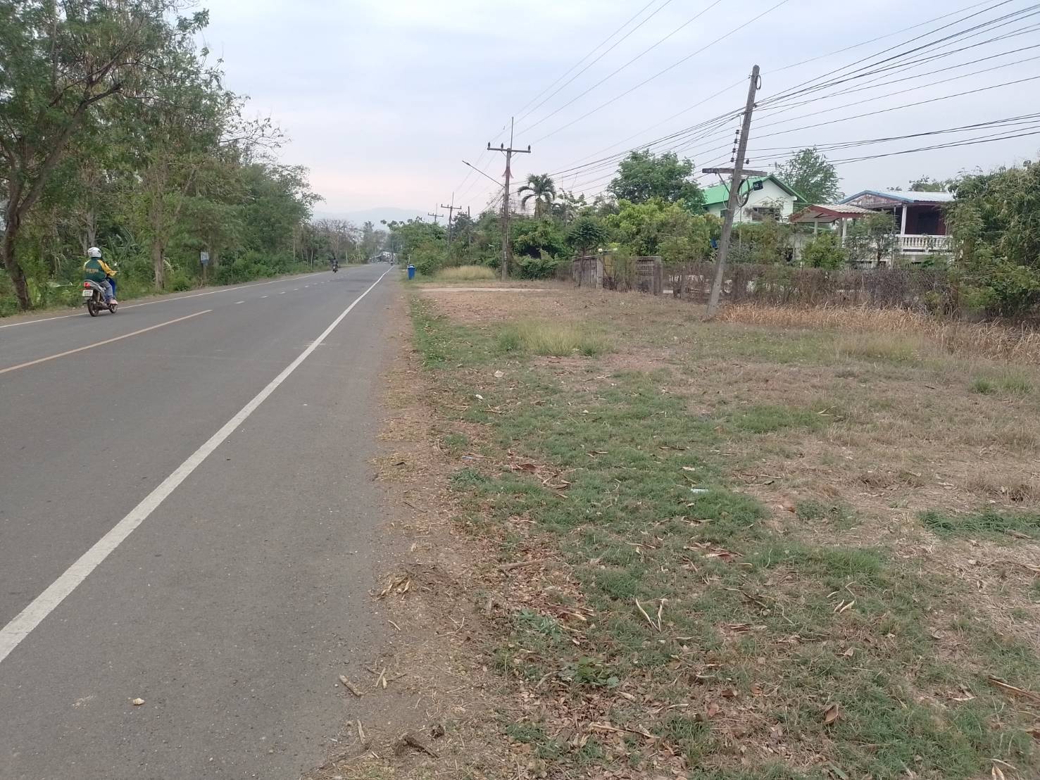 ขายที่ดินพร้อมสิ่งปลูกสร้าง ทำเลทอง ติดถนนใหญ่ อำเภอเมือง จังหวัดเพชรบูรณ์