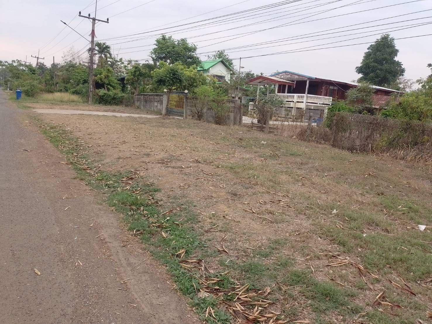 ขายที่ดินพร้อมสิ่งปลูกสร้าง ทำเลทอง ติดถนนใหญ่ อำเภอเมือง จังหวัดเพชรบูรณ์