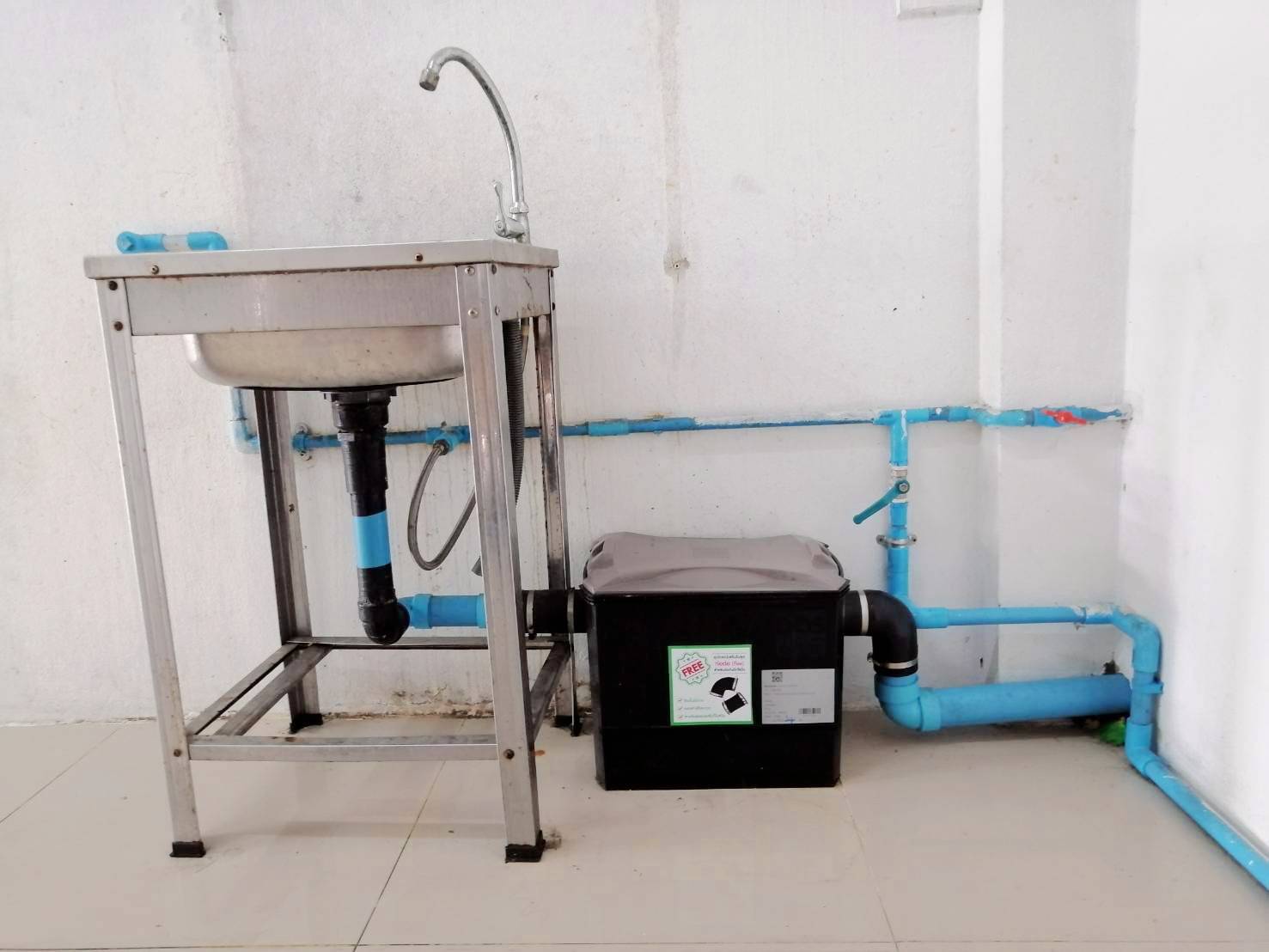 ให้เช่าอาคารพาณิชย์ 3 ชั้น ทำเลทอง ติดถนน4เลน  เขตจอมทอง จังหวัดกรุงเทพมหานคร