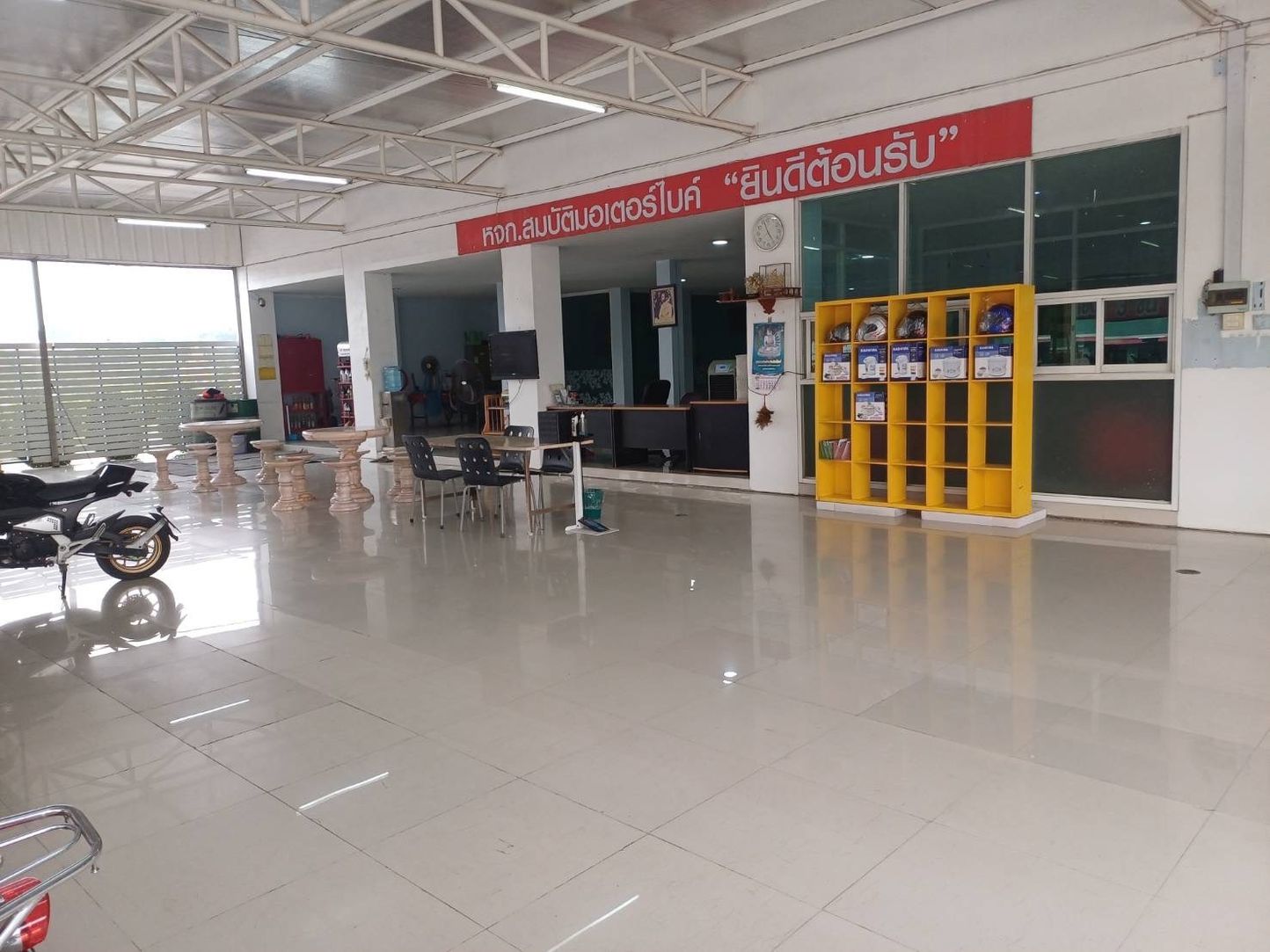 ขายอาคารพาณิชย์ 5 คูหา 3 ชั้น ทำเลดี ติดถนนใหญ่ อำเภอปลวกแดง จังหวัดระยอง