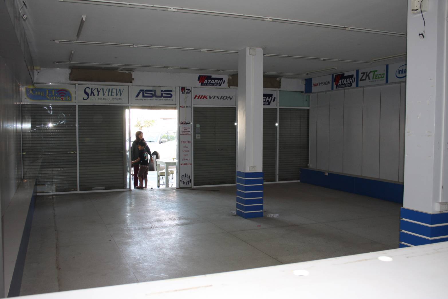 ขายอาคารพาณิชย์3ชั้นครึ่ง ทำเลทอง อยู่ใจกลางเมืองปากช่อง เขาใหญ่ จังหวัดนครราชสีมา