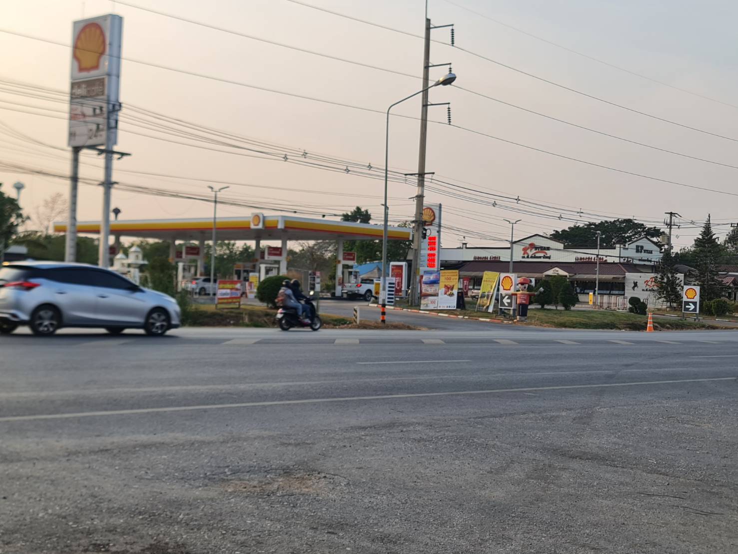 ขายที่ดินเปล่า ทำเลทอง ใกล้แม็คโครปากช่อง จังหวัดนครราชสีมา