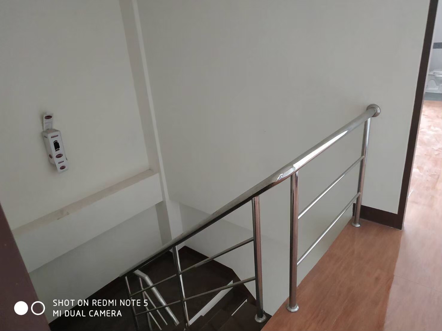 ขาย ทาวโฮมส์ 2 ชั้น พร้อมอยู่ ย่านหนองแขม-สายสี่ 3 ห้องนอน 2 ห้องน้ำ  บ้านหน้ากว้าง 6 เมตร