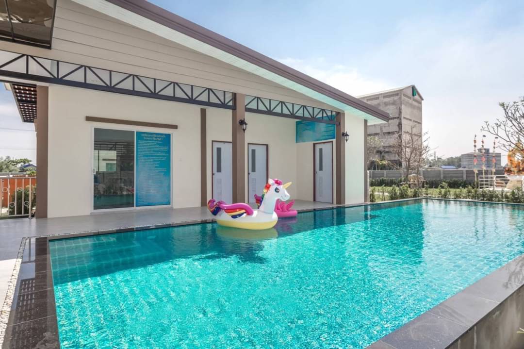 ขายบ้านเเฝด หมู่บ้าน ck ville 7 ห่างถนนพระราม2 เพียง 5กม. จังหวัดสมุทรสาคร
