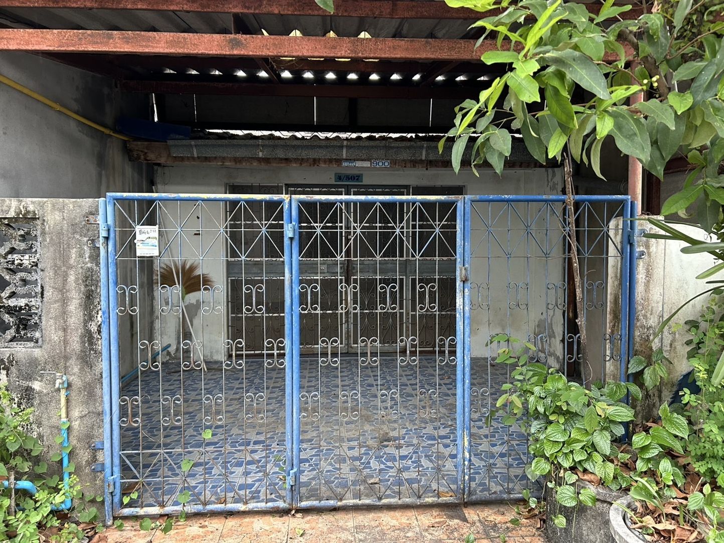 ขายที่ดินพร้อมสิ่งปลูกสร้าง หมู่บ้านการเคหะแห่งชาติ ถนนพัฒนาการคูขวาง จังหวัดนครศรีธรรมราช