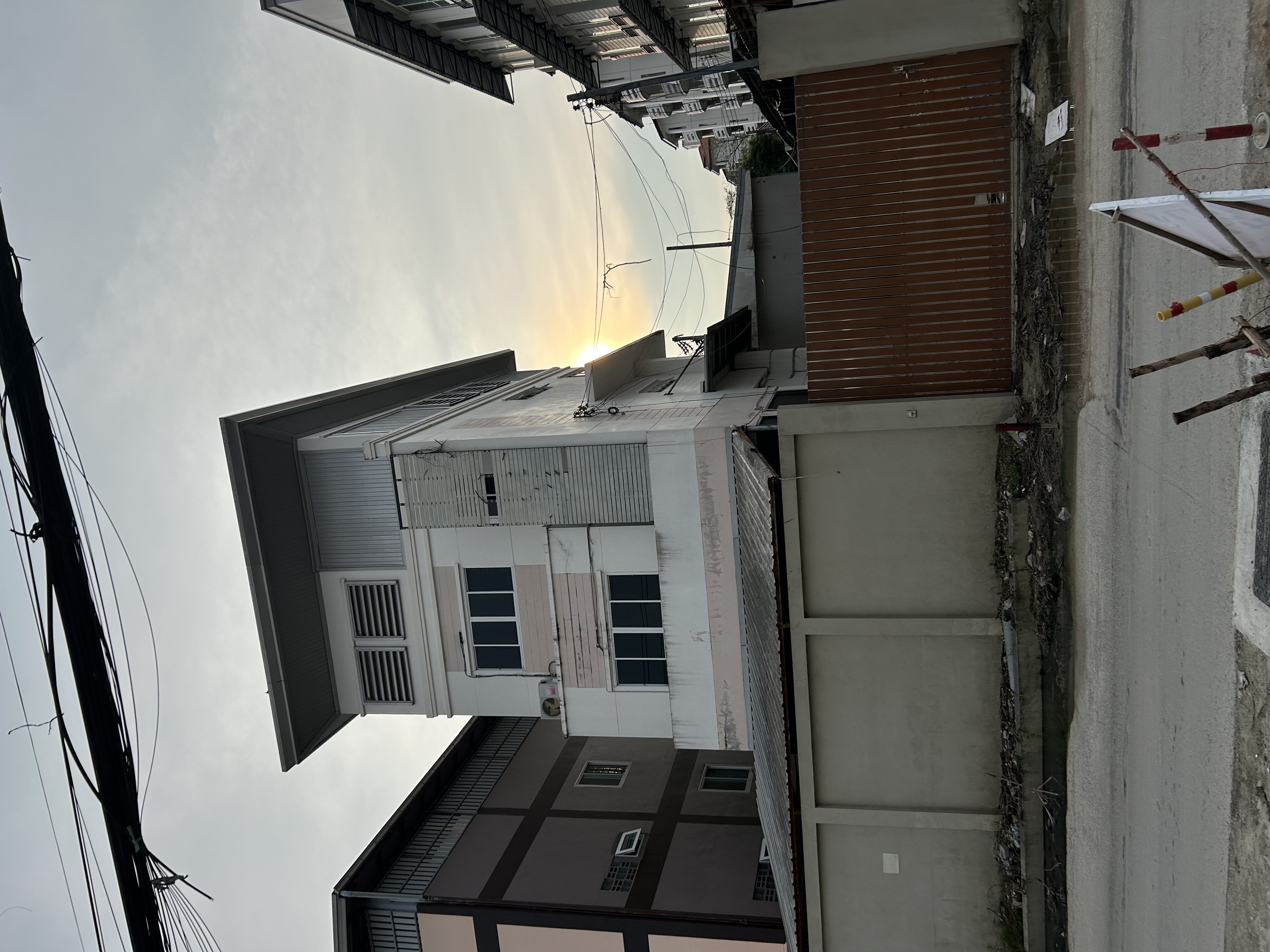 ขายโฮมออฟฟิศ ซอยศรีด่าน 22 พัฒนาชุมชน 1 ขนาด100 ตรว. บางพลี สมุทรปราการ