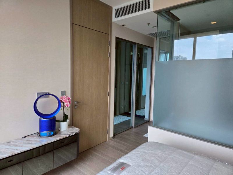 ขายคอนโด The Esse Asoke ชั้น 14 #ราคาดีที่สุดติดต่อผึ้งรติ โทร/ไลน์ 0619419639
