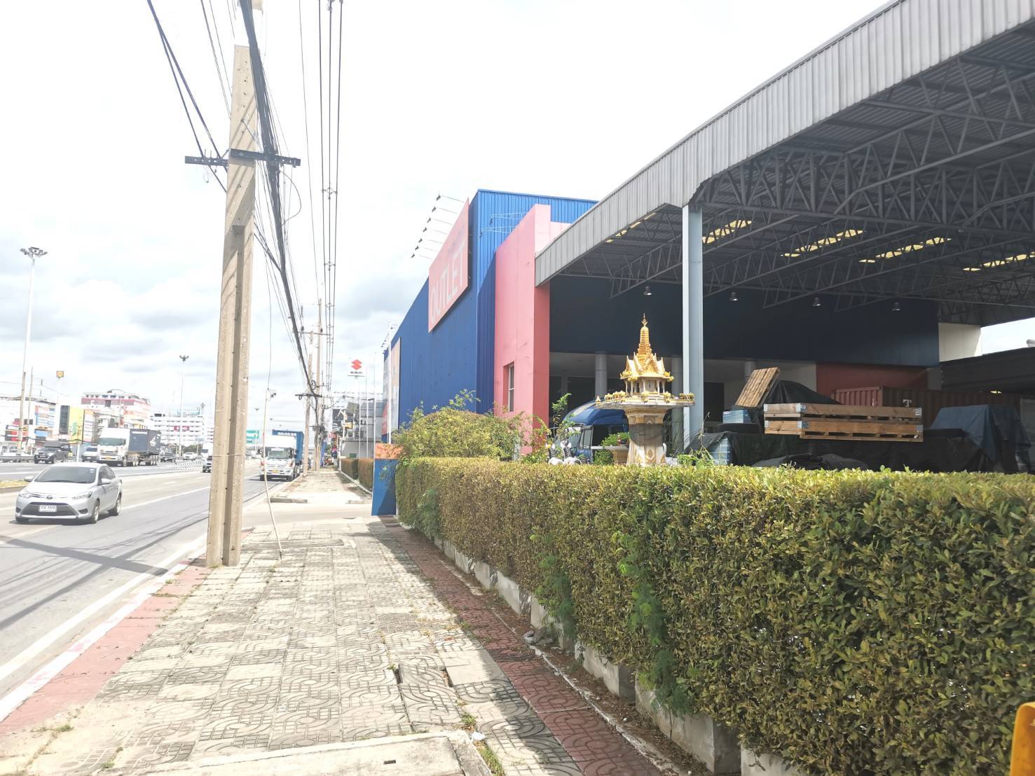 ขายที่ดินพร้อมสิ่งปลูกสร้าง ทำเลดี ติดถนนพหลโยธินกม.43 จังหวัดปทุมธานี