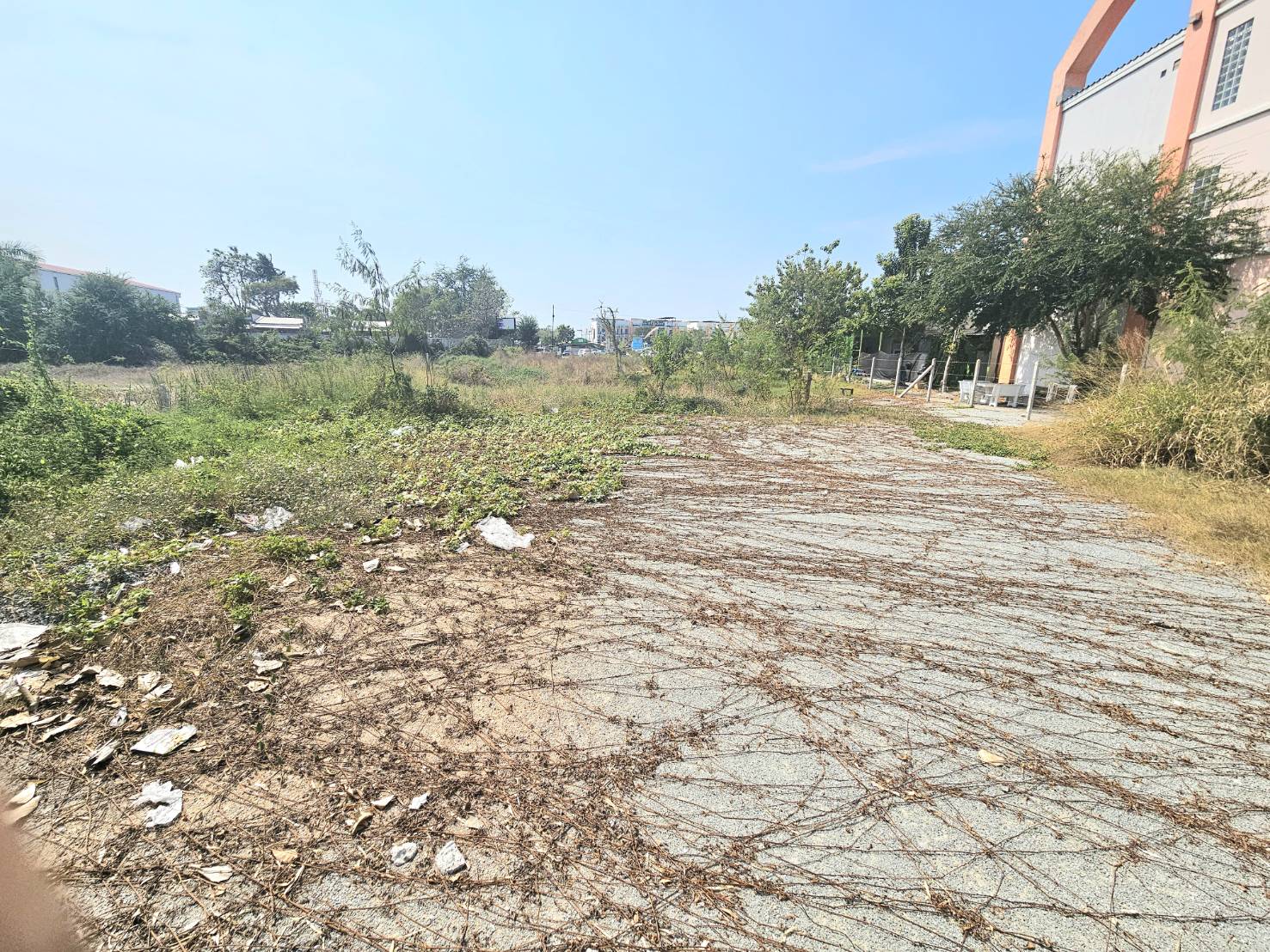 ขายที่ดินเปล่า ทำเลทอง ใกล้หาดบางเเสน อำเภอเมือง จังหวัดชลบุรี