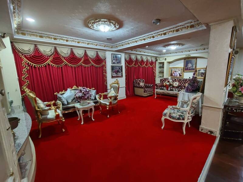 ขายอาคารสำนักงาน 8 ชั้น ถนนเพชรบุรี เขตพญาไท กรุงเทพมหานคร