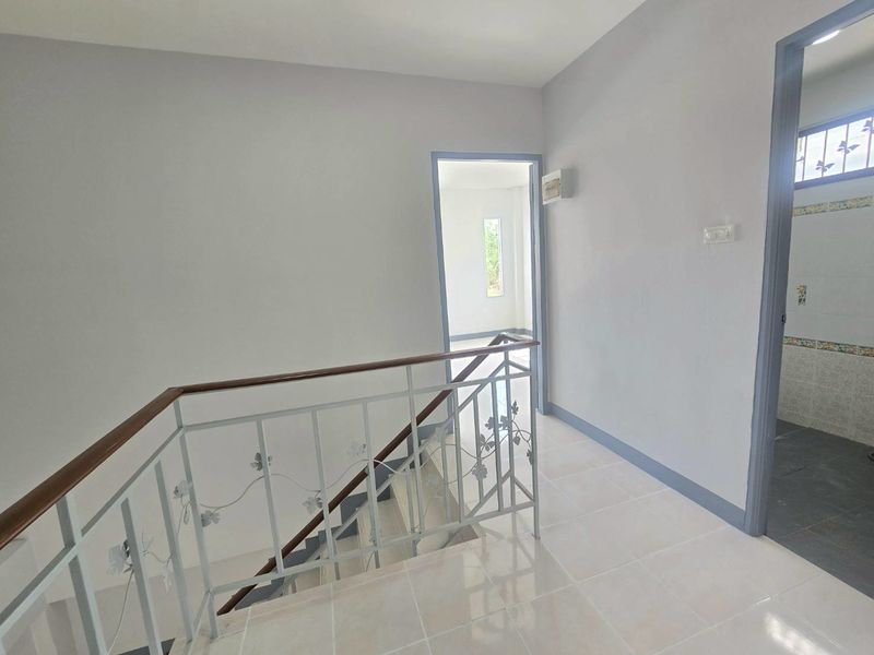 ให้เช่าทาวน์โฮม2ชั้นหลังริม  25,000/เดือน อำเภอศรีราชา จังหวัดชลบุรี