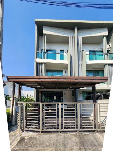 ขายทาวน์เฮ้าส์ หลังมุม ทำเลทอง หมู่บ้านเฌอคูณ เขตตลิ่งชัน จังหวัดกรุงเทพมหานคร                                