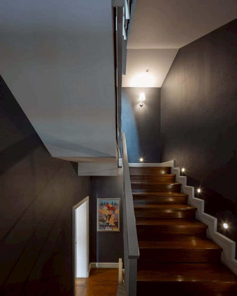 ขายทาวน์โฮมเอกมัยราคาดีที่สุดติดต่อผึ้งรติ0619419639