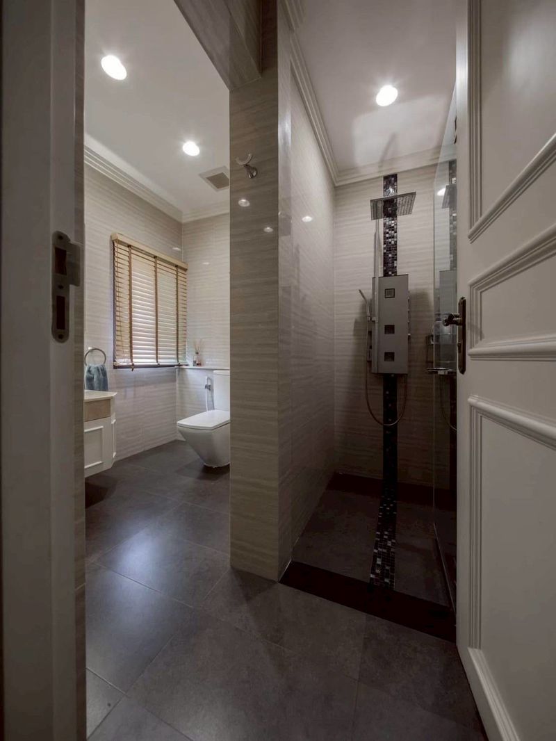 ขายทาวน์โฮมเอกมัยราคาดีที่สุดติดต่อผึ้งรติ0619419639