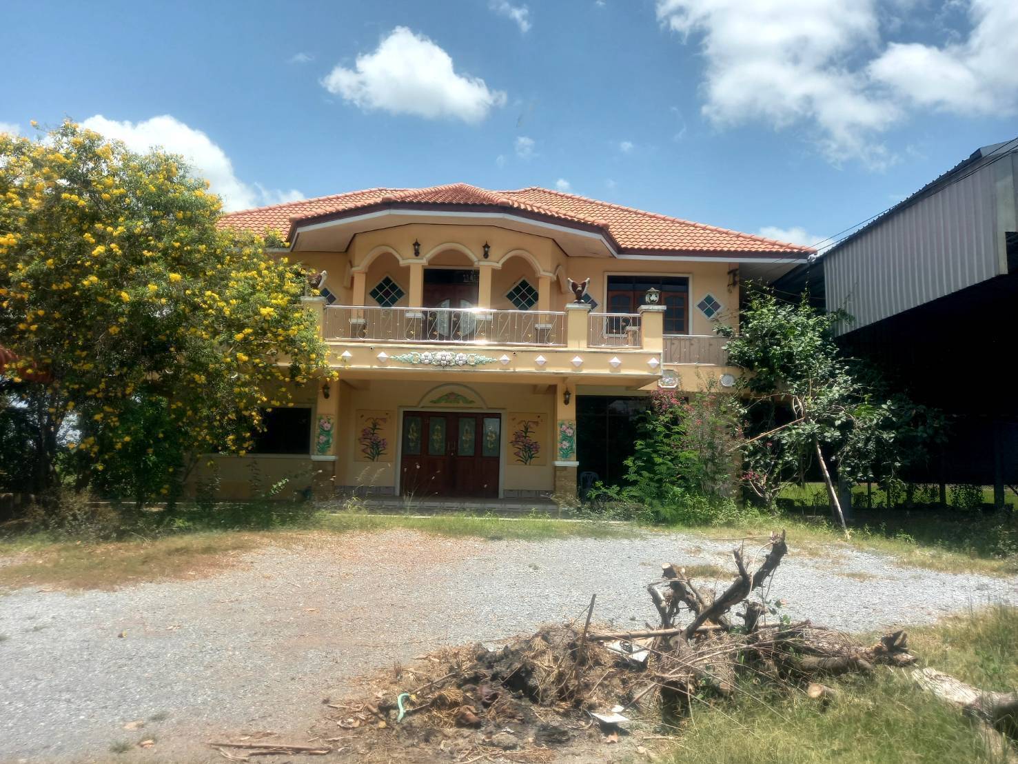 ขายที่ดิน พร้อมตึก 2 ชั้น ทำเลดี  ต.ห้วยพลู อ.นครชัยศรี  จ.นครปฐม