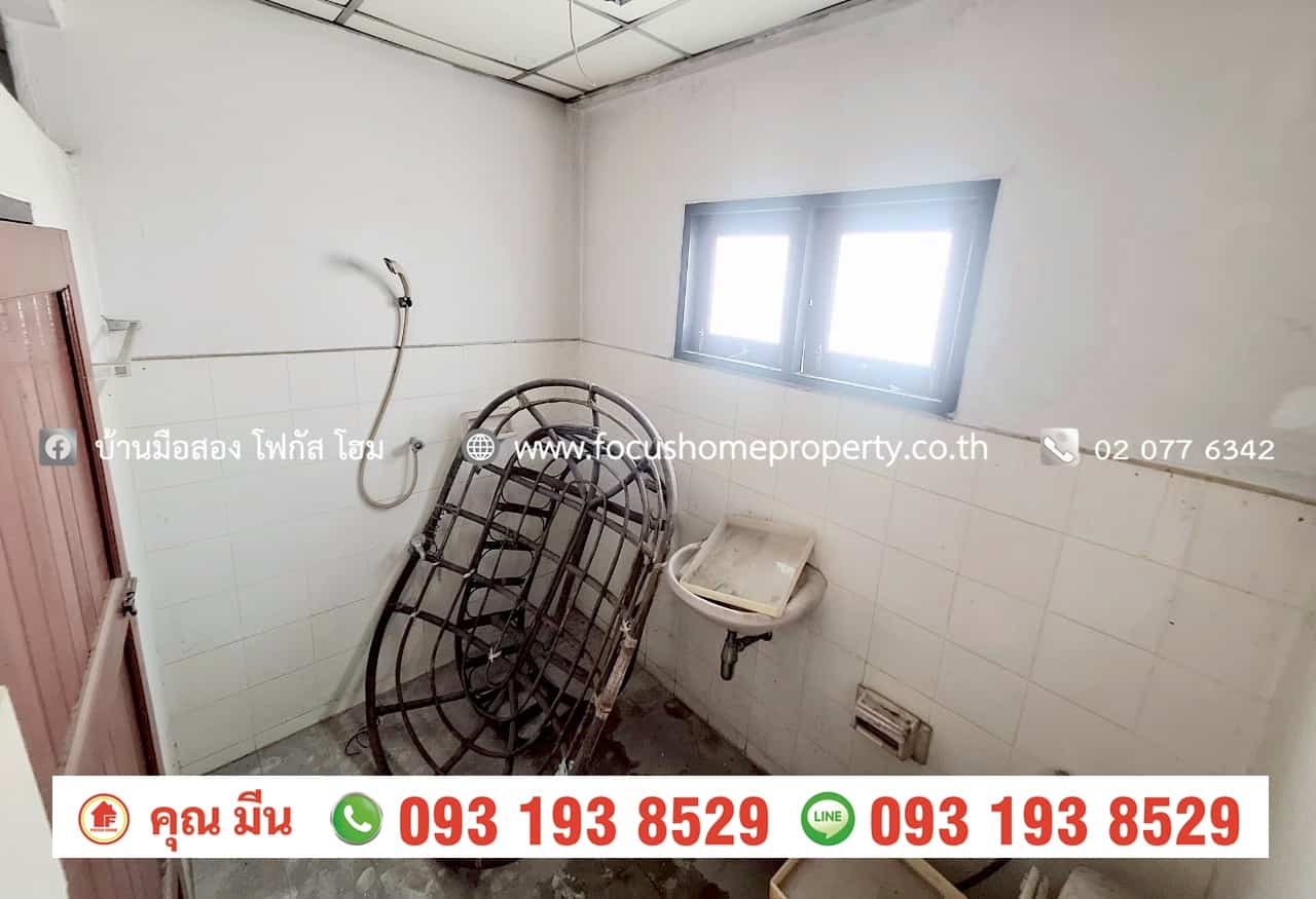 ขาย ตึกแถว 3 ชั้น หลังมุม หมู่บ้านบัวทองธานี บางบัวทอง นนทบุรี