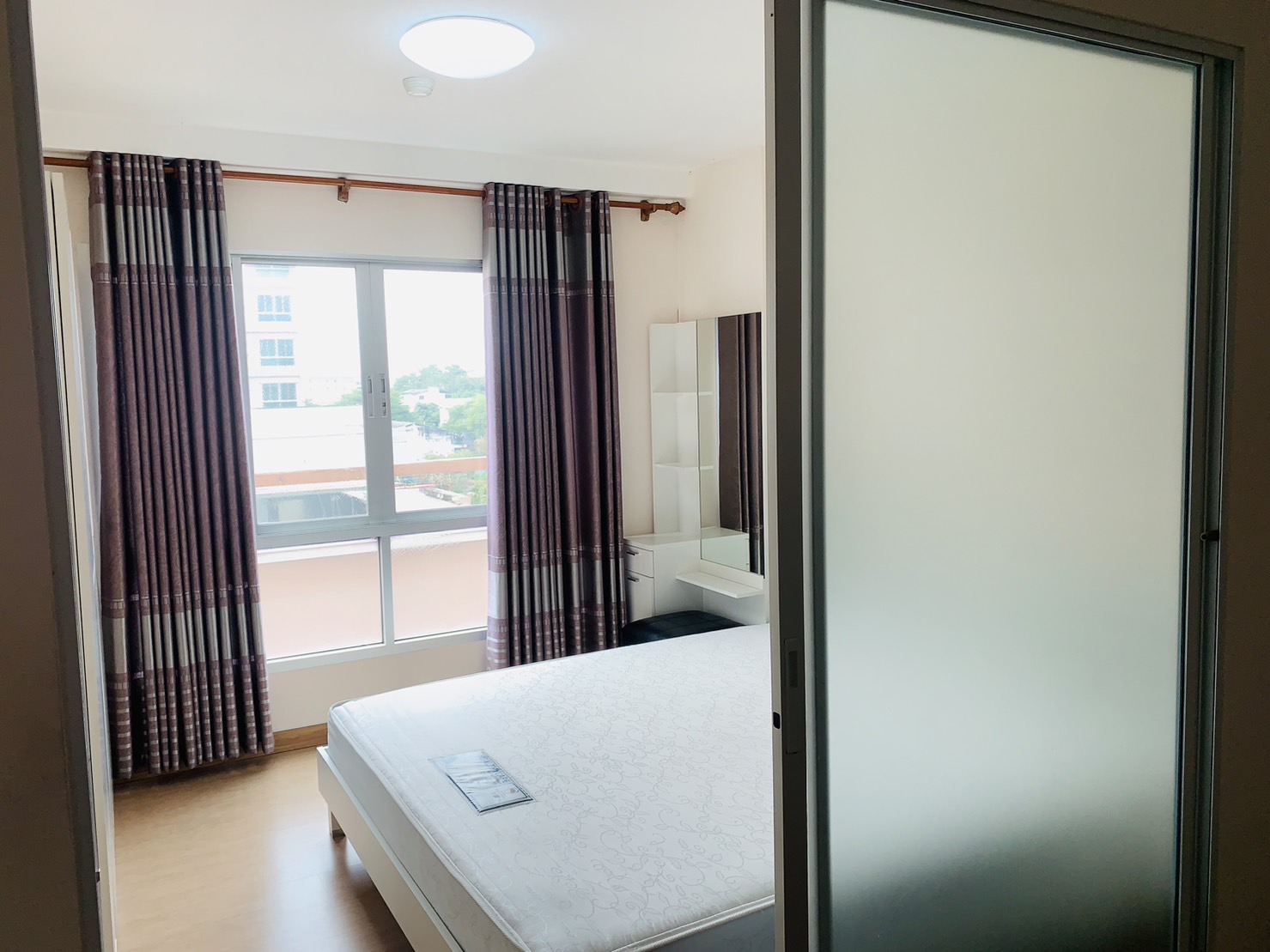 ขายด่วน คอนโดสราญแฮปปี้แลนด์ เขตบางกะปิ กทม. (เจ้าของขายเอง) ในราคา 1.55 ล *ไม่รับนายหน้า