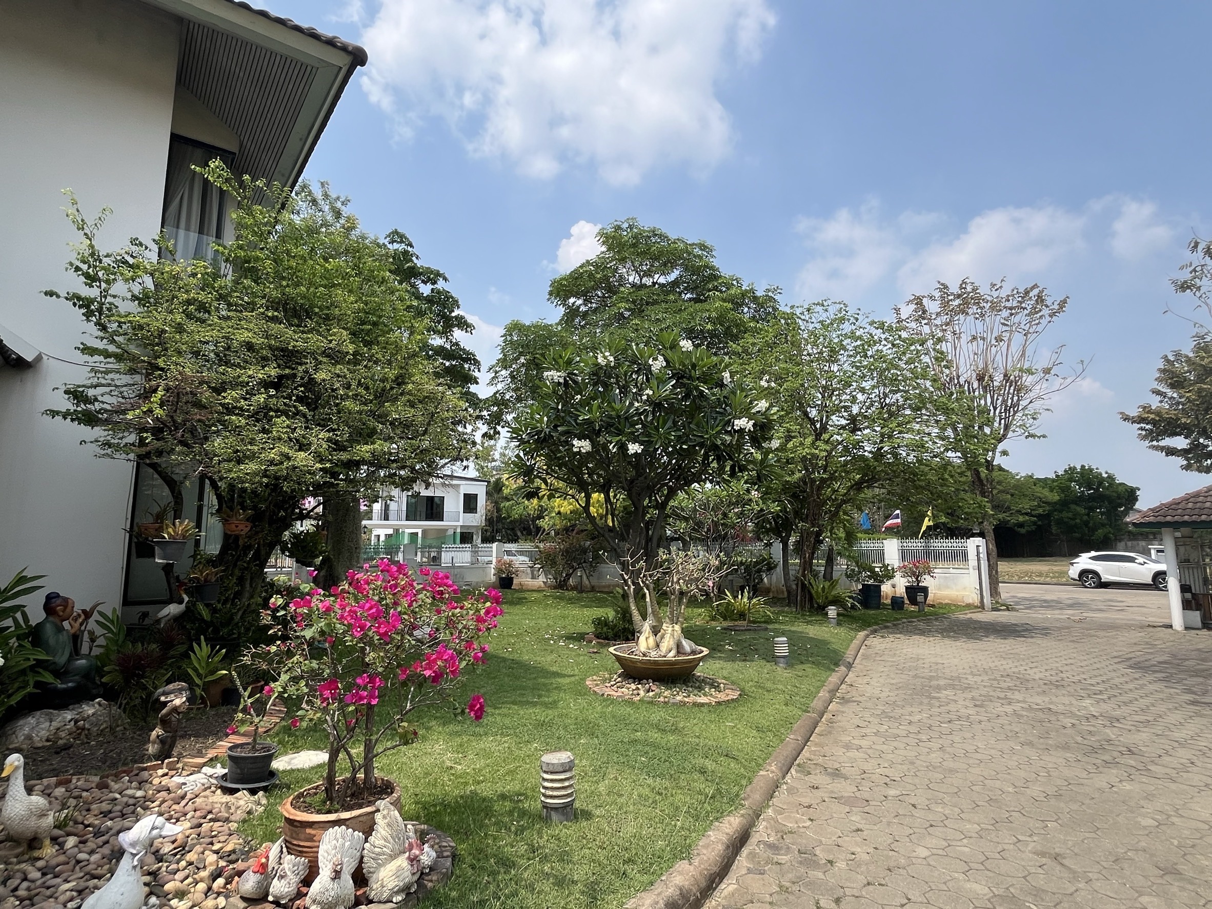  ลดพิเศษ  บ้านเดี่ยว 2ชั้น หมู่บ้านคฤหาสน์ทายาท ทำเลทอง รีโนเวทใหม่ทั้งหลัง ย่านเมืองทองธานี เหมาะกับการโนเวทเพื่อใช้อยู่อาศัย
