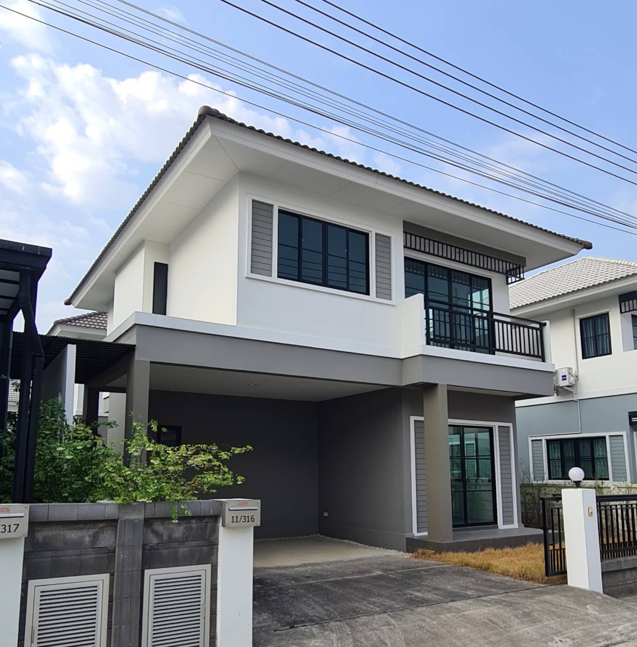 ขายบ้านแฝด 2 ชี้น (สไตส์บ้านเดี่ยว) โครงการ มารวยริเวอร์ไซด์ บางปะกง จ.ฉะเชิงเทรา