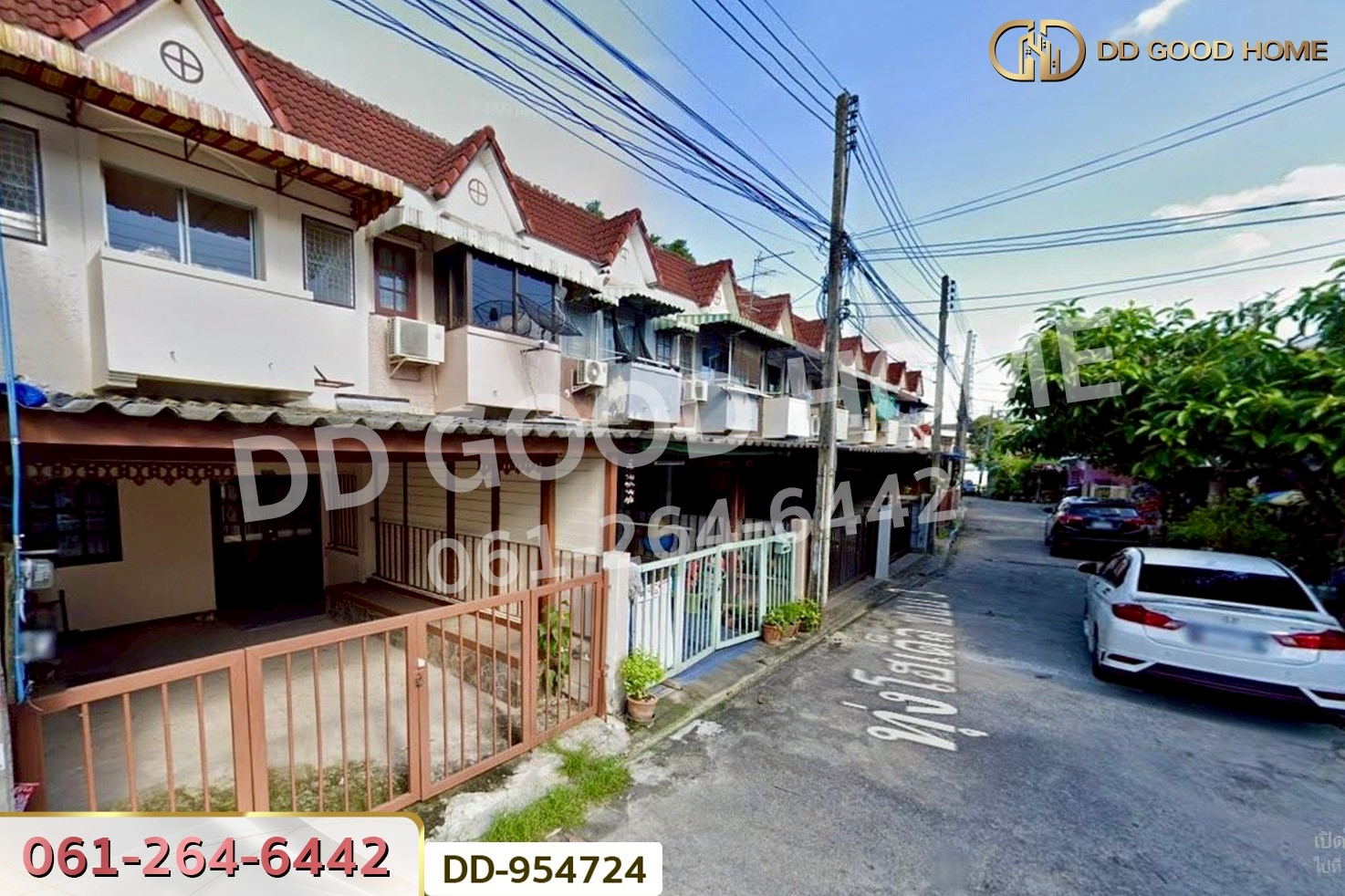 DD-954724 ทาวน์เฮ้าส์วัดเกต ถ.ทุ่งโฮเต็ล เชียงใหม่ ใกล้โรงเรียนดาราวิทยาลัย