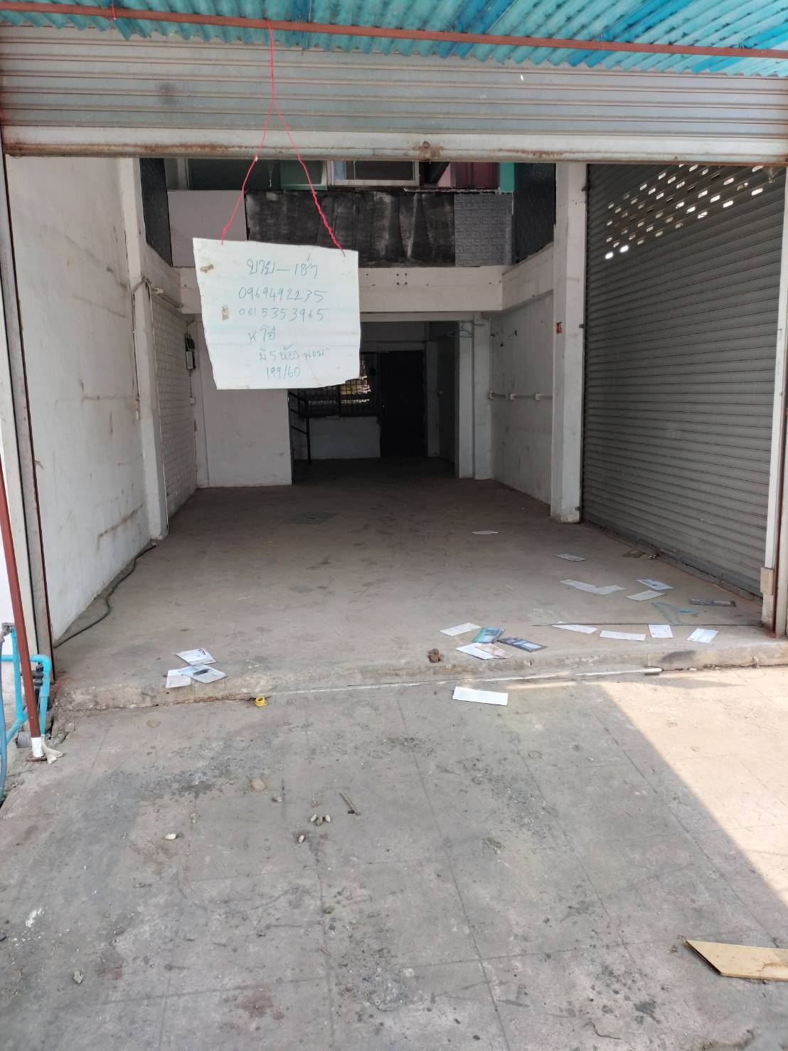 ขายอาคารพาณิชย์ 3 ชั้นครึ่ง หัวมุม  ทำเลทอง  อำเภอธัญบุรี จังหวัดปทุมธานี