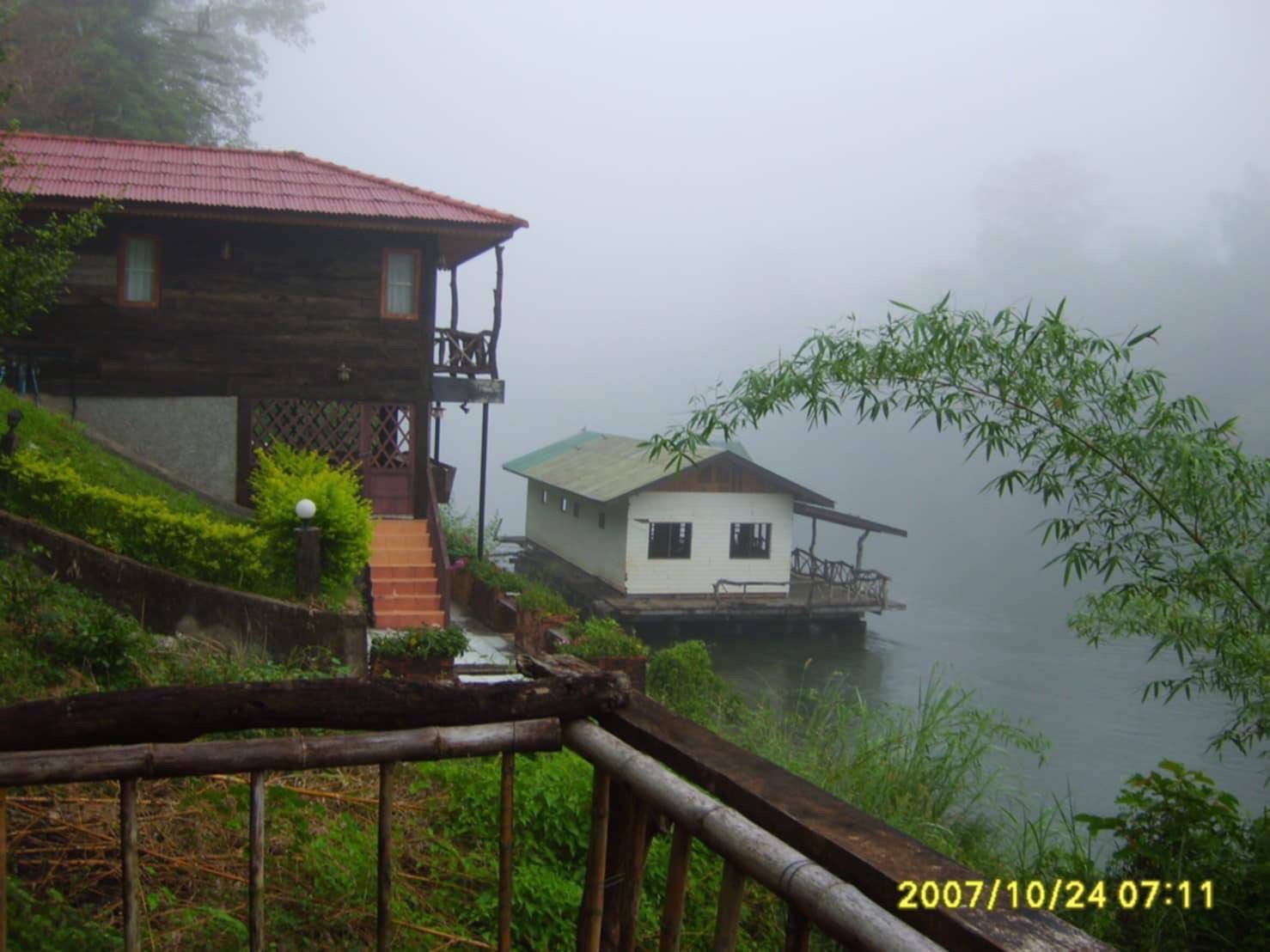 ให้เช่าที่ดินพร้อมสิ่งปลูกสร้าง ติดแม่น้ำแควน้อย จ.กาญจนบุรี