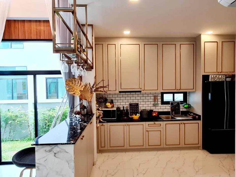 บ้านเดี่ยว 2 ชั้น ทำเลทอง  สไตล์โมเดิร์น ทำเลใกล้ทะเลนาจอมเทียน - สัตหีบ จังหวัดชลบุรี