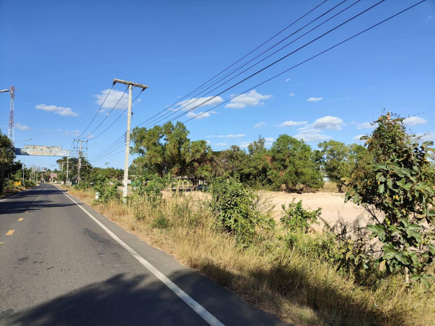 ขายที่ดินทำเลทอง บ้านหัวงัว ตำบลกำแมด อำเภอกุดชุม จังหวัดยโสธร 