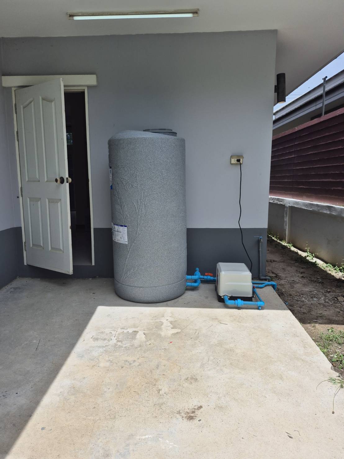 ขายบ้านเดี่ยวชั้นเดียว ทำเลดี  อำเภอพนัสนิคม จังหวัดชลบุรี