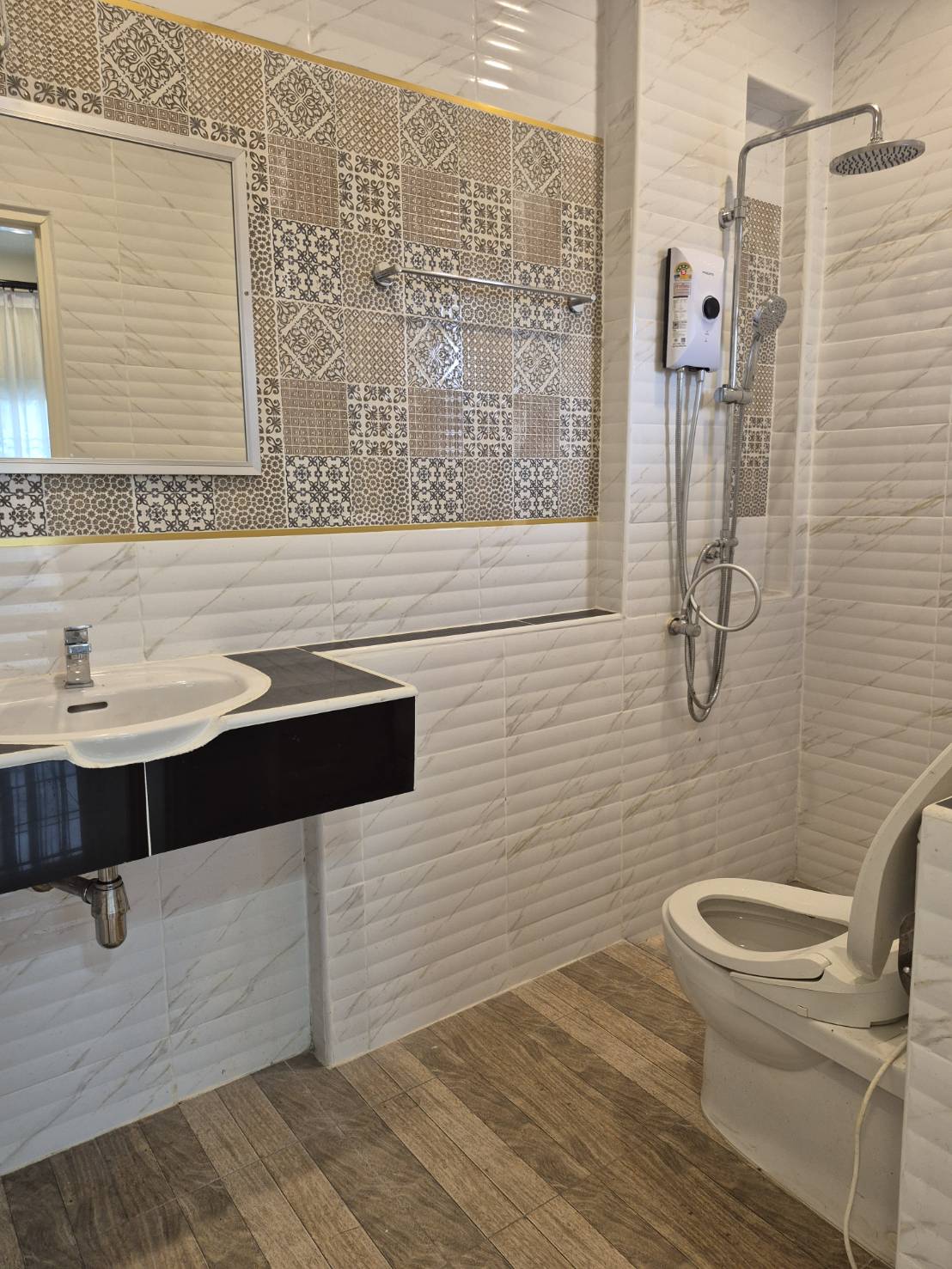 ขายบ้านเดี่ยวชั้นเดียว ทำเลดี  อำเภอพนัสนิคม จังหวัดชลบุรี