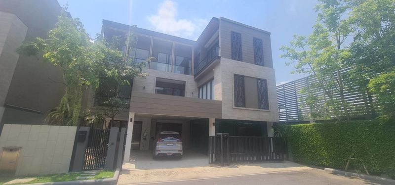 ขายบ้านเดี่ยวสุดหรู Vana Residence พระราม 9 – ศรีนครินทร์ ราคาดีทำเลดีติดต่อผึ้งรติ โทร 061-9419-639 ราคาพิเศษเพียง 34.5 ล้านบาท