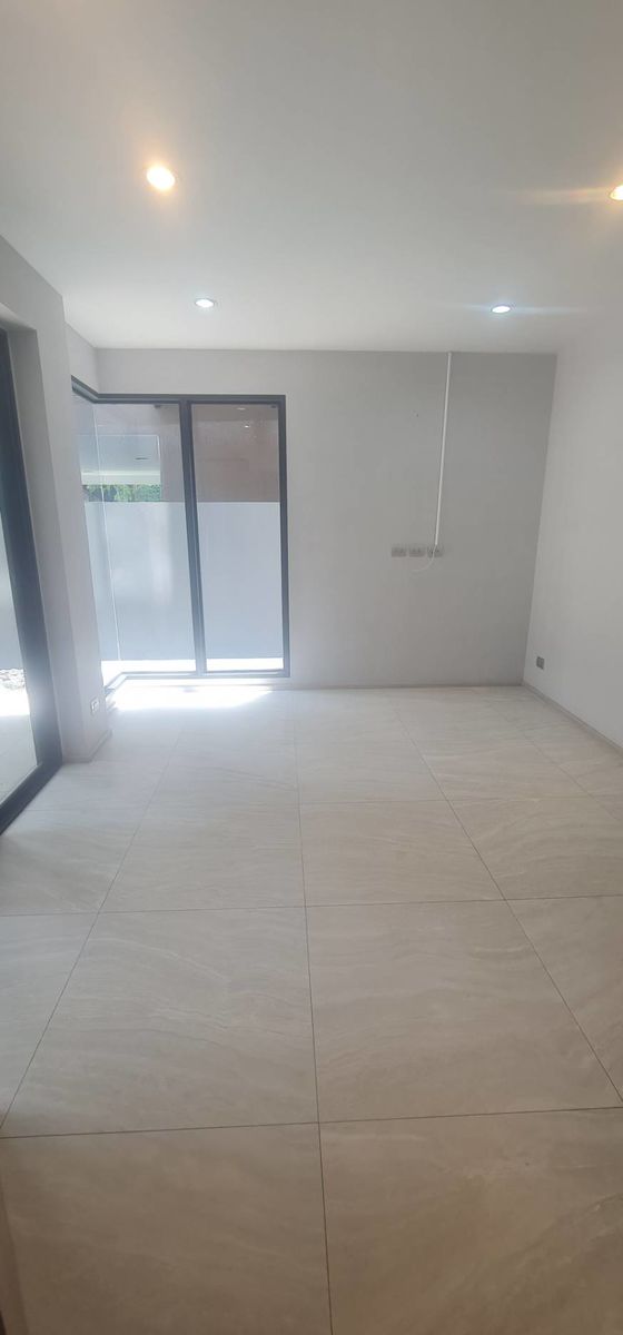 ขายบ้านเดี่ยวสุดหรู Vana Residence พระราม 9 – ศรีนครินทร์ ราคาดีทำเลดีติดต่อผึ้งรติ โทร 061-9419-639 ราคาพิเศษเพียง 34.5 ล้านบาท