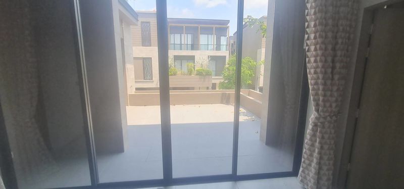 ขายบ้านเดี่ยวสุดหรู Vana Residence พระราม 9 – ศรีนครินทร์ ราคาดีทำเลดีติดต่อผึ้งรติ โทร 061-9419-639 ราคาพิเศษเพียง 34.5 ล้านบาท