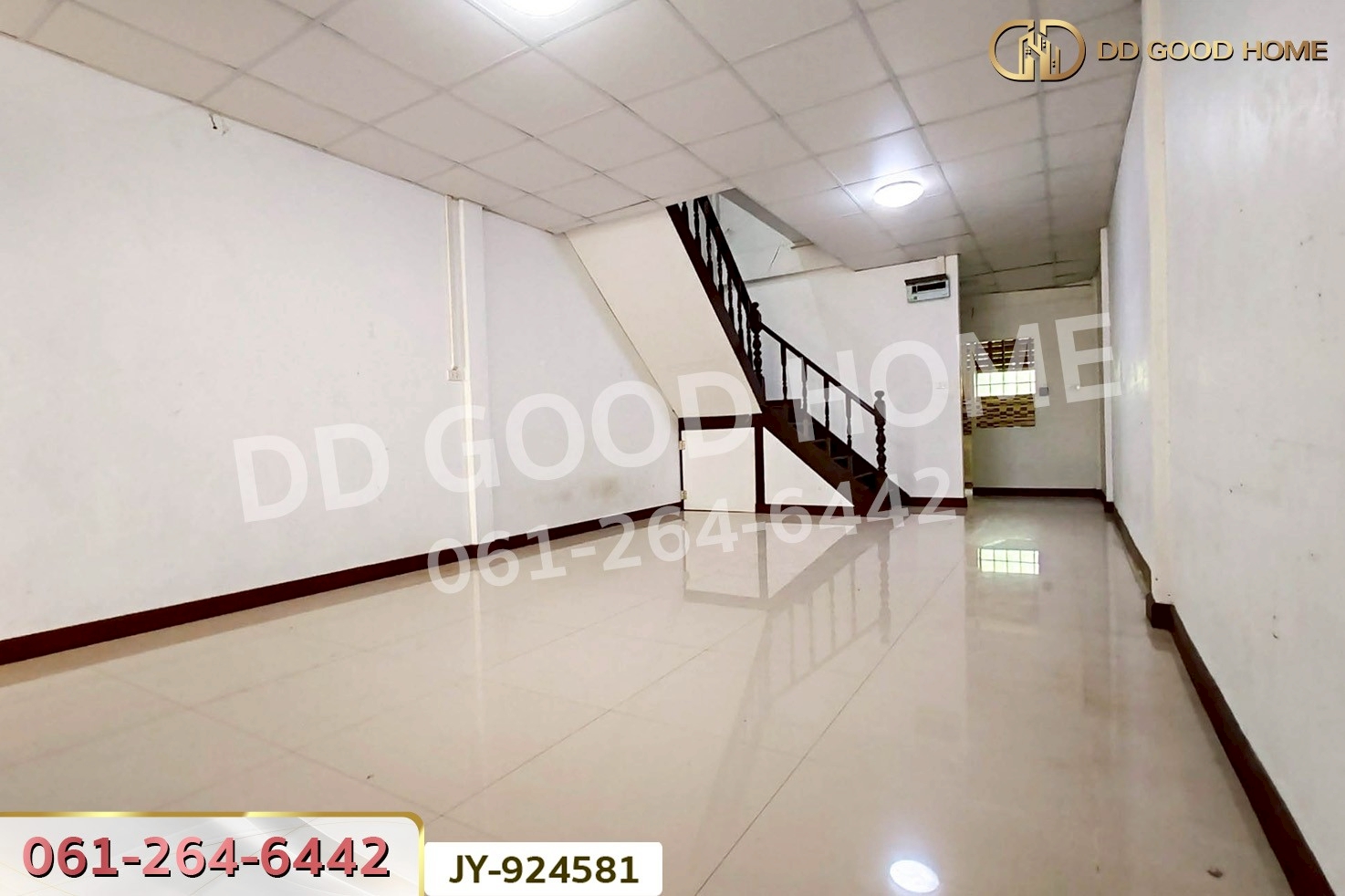 DD-924581 ทาวน์เฮ้าส์ หมู่บ้านบัวทองแลนด์ ถ.บางกรวย-ไทรน้อย นนทบุรี ใกล้เซ็นทรัลเวสต์เกต