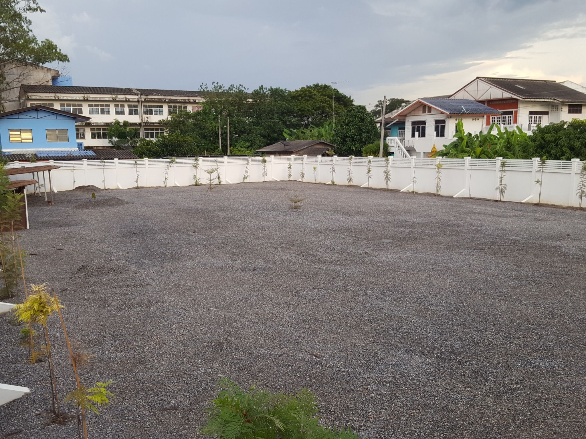 ขายที่ดินกลางเมือง 3 งาน 57 ตรว. พร้อมรั้วคอนกรีต อ.ท่าเรือ จ.อยุธยา